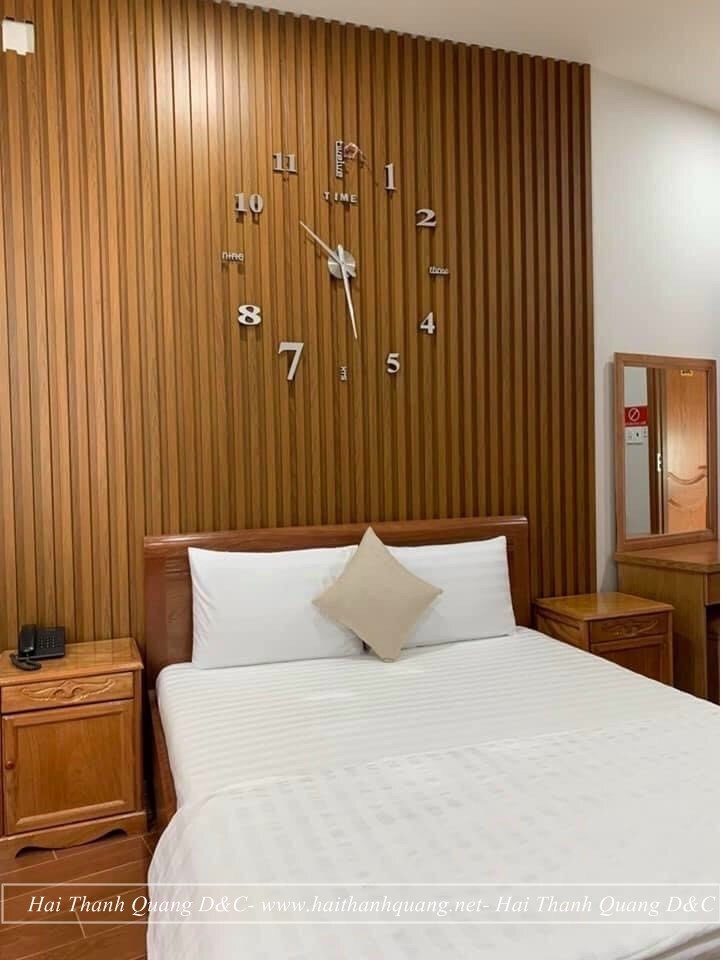 Lam Nhựa Giả Gỗ Ở Quy Nhơn HTQ019